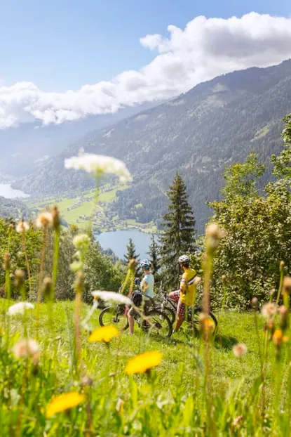 Spring fragrance & flower miracle  5=4