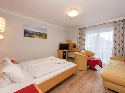 Rooms & suites
