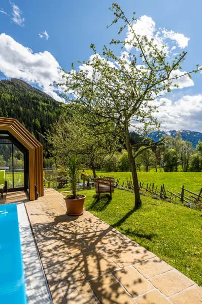 Welcome to Spring: Almrausch Season Start 3=2