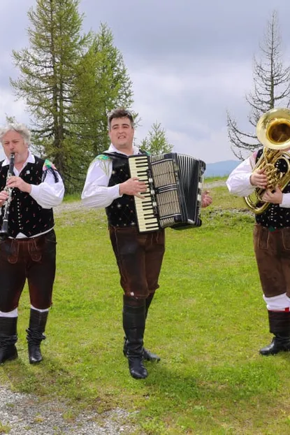 2026 Musi-Hiking Week: Resonant Summit Moments in the Nock Mountains